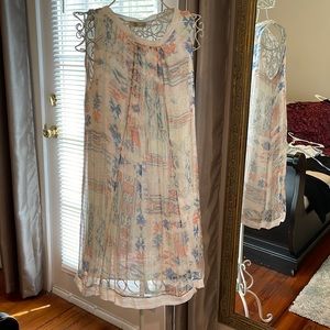 Lightweight, fully lined dress